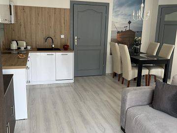 Pokój Typu Studio 4-osobowy nr 13