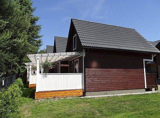 Domki Dębki: komfortowy wypoczynek blisko plaży w Ostoi Dębki